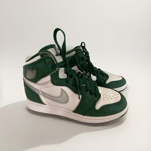 Nike Air Jordan‎ 1 Retro OG High Gorge Green/White Sneaker Shoes Boys Youth Sz 4